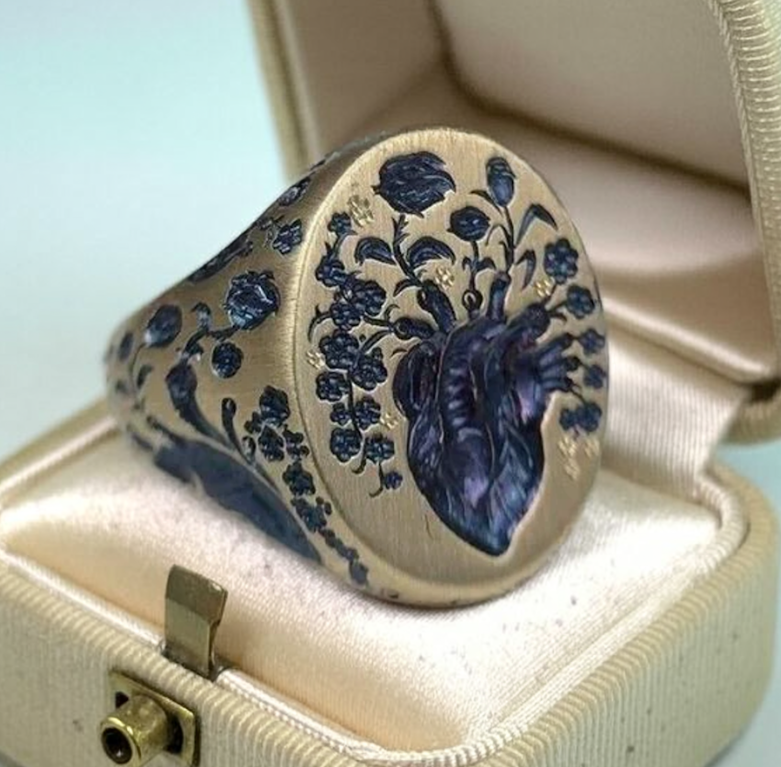 Elegant Gold Ring for Every Occasion