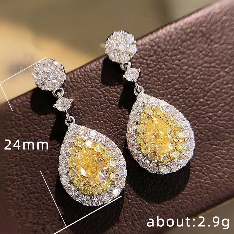 Charming Silver Earring for Any Occasion