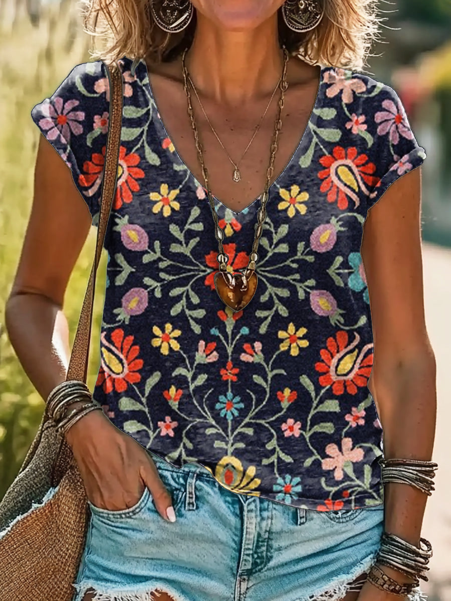Vintage Ethnic Floral Art Print 100%Cotton V-neck T-Shirt