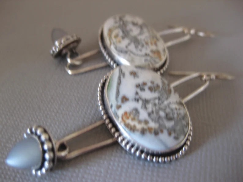 Elegant Earring for Every Occasion