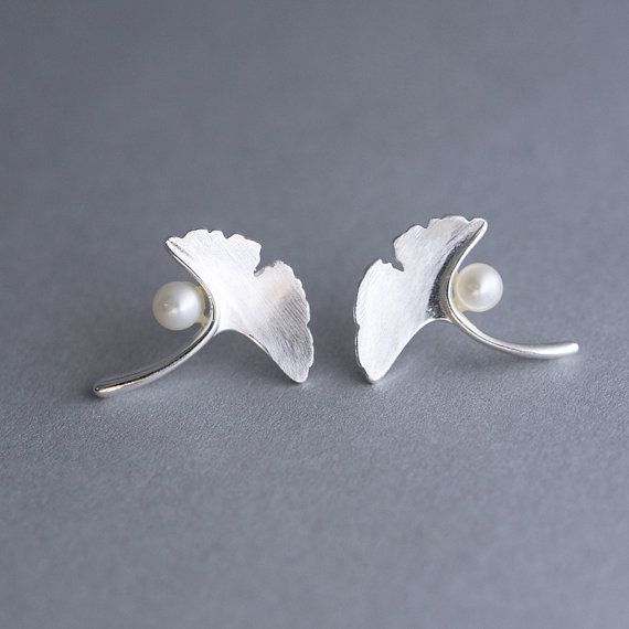 Vintage Handmade Pearl Earring