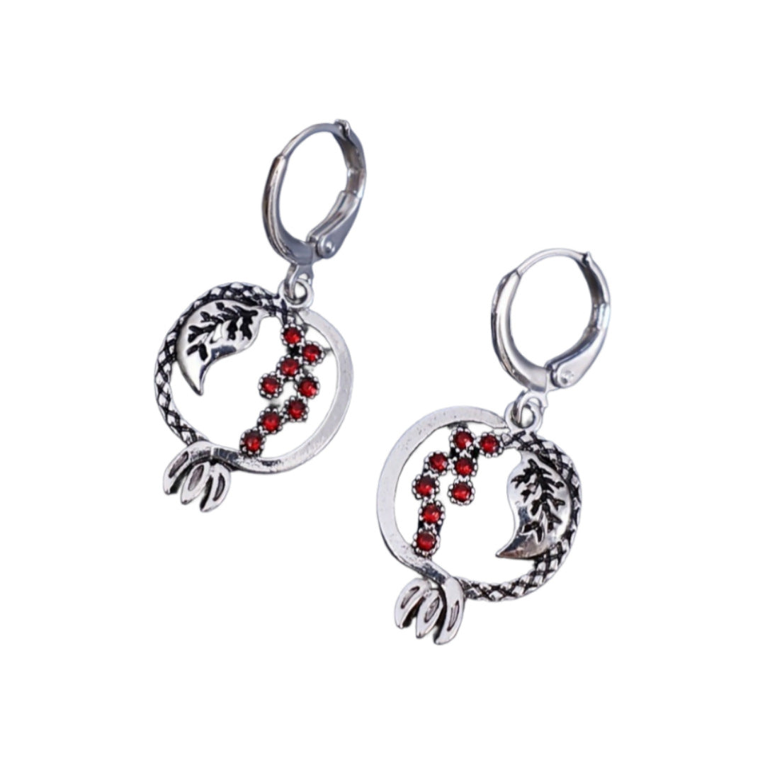 Vintage Handmade Earring