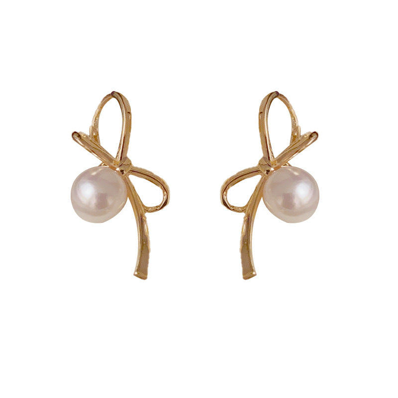 Delicate Artisan Pearl Earring