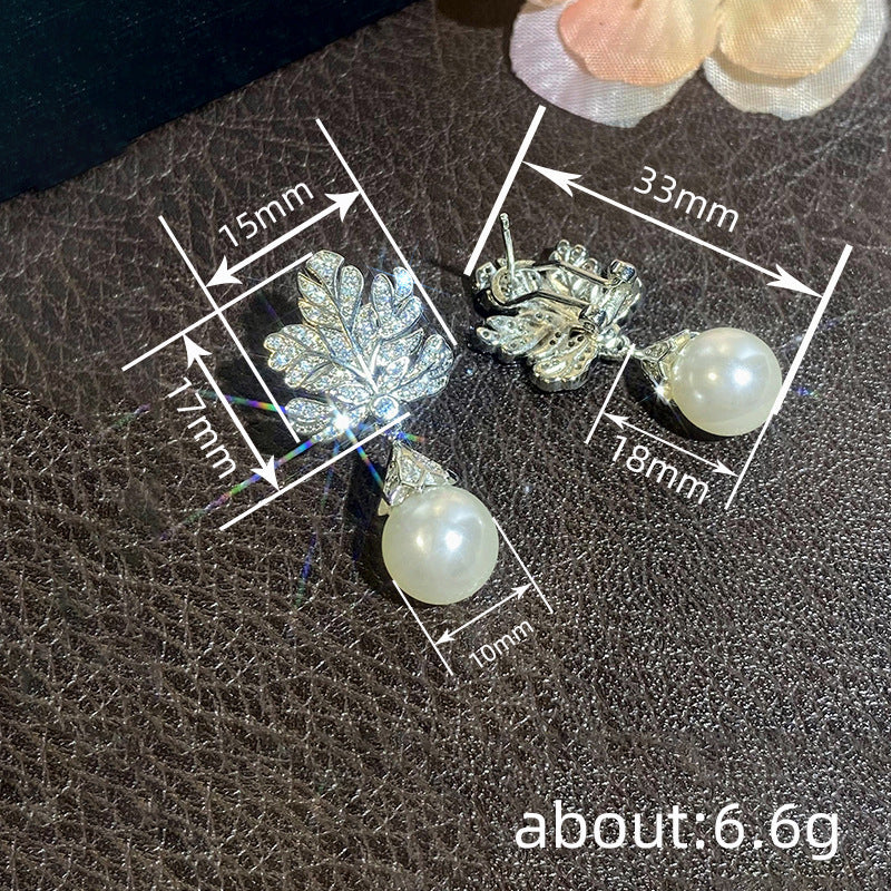 Charming Pearl Earring for Any Occasion