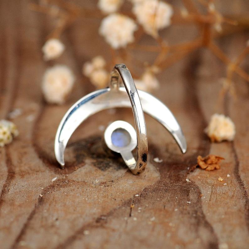Stunning Silver Bracelet for Daily Wear