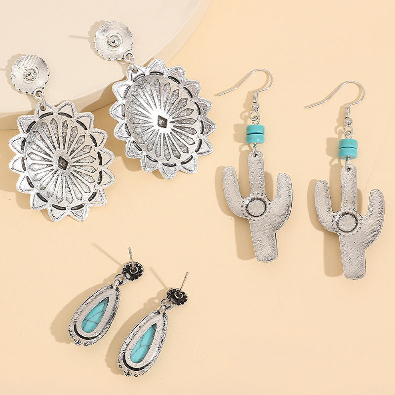 Charming Earring for Any Occasion