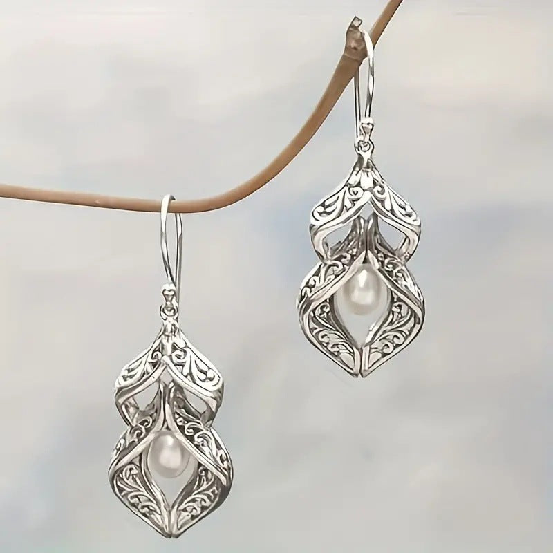 Romantic Pearl Earring for Special Moments
