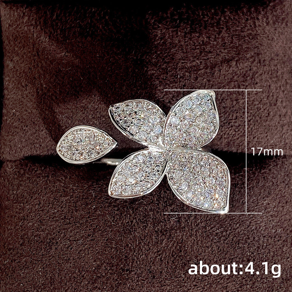 Beautiful Bracelet with Unique Style