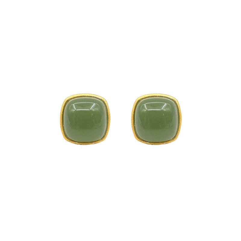 Elegant Gold Earring for Every Occasion