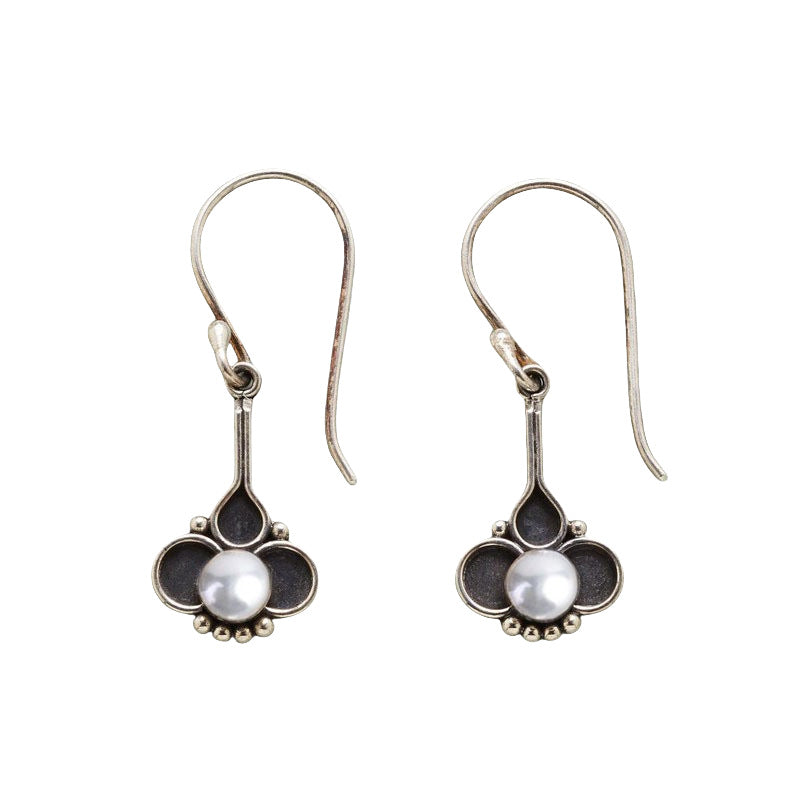 Beautiful Pearl Earring with Unique Style