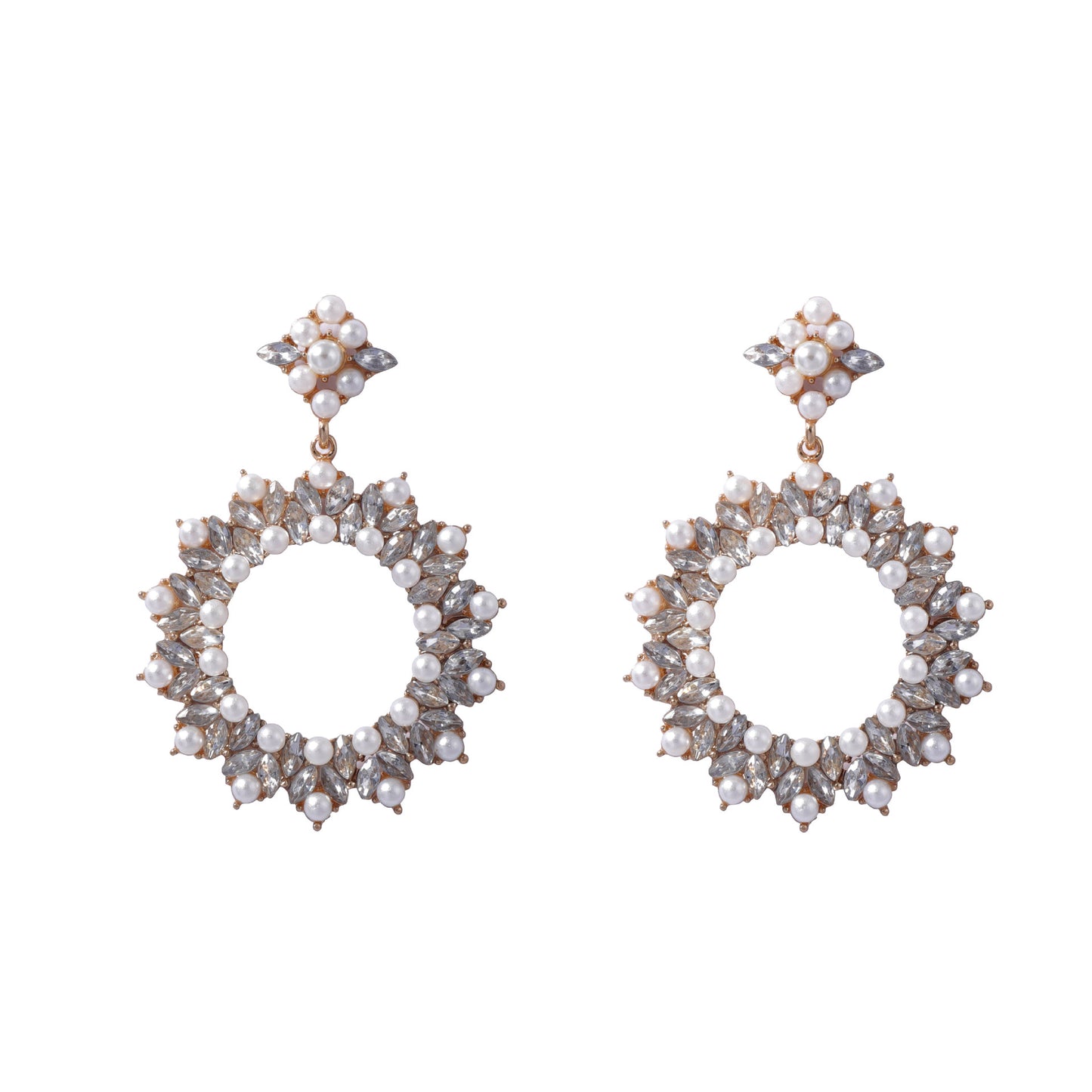 Beautiful Pearl Earring with Unique Style