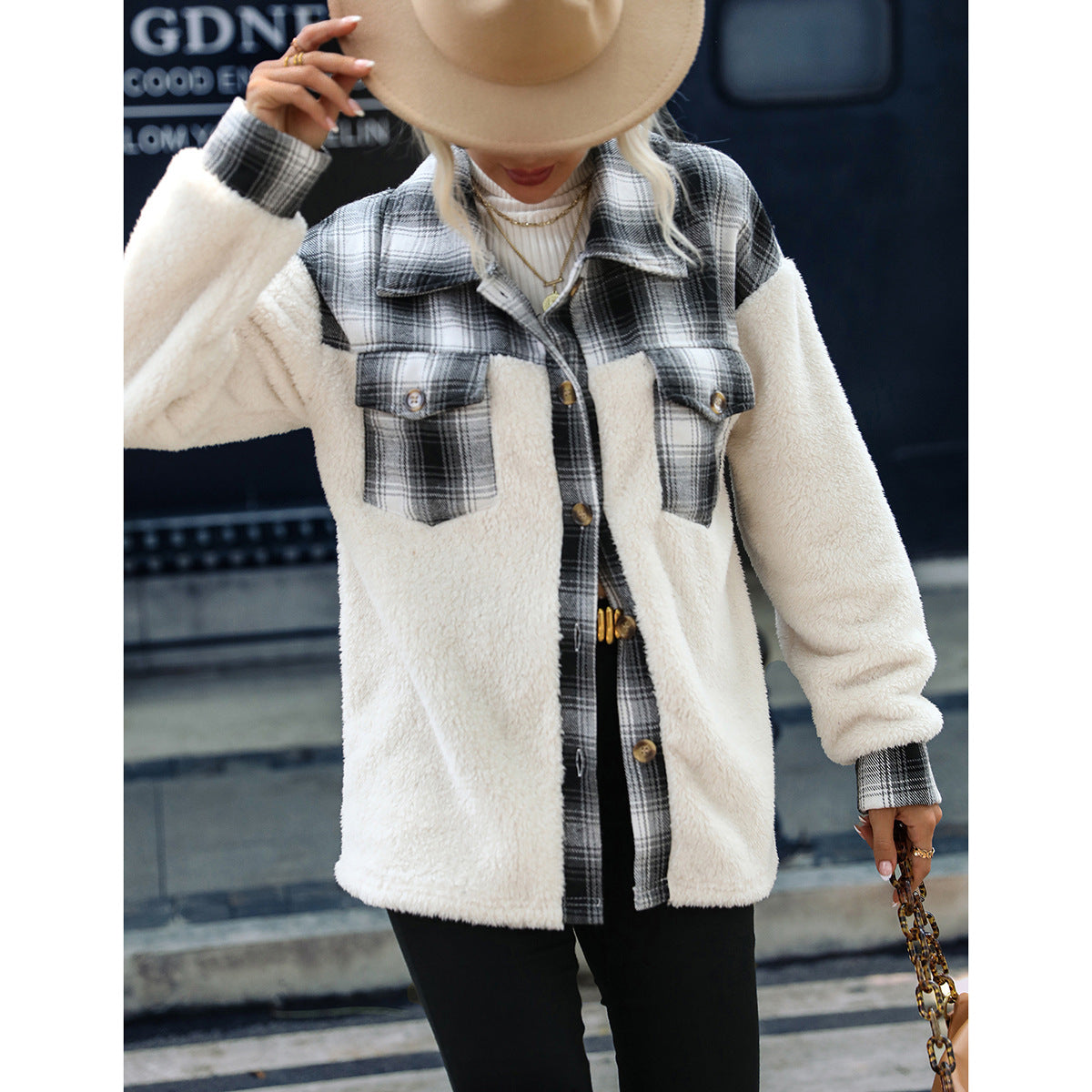 JO | Soft women's hooded jacket with striped long sleeves and loose fit