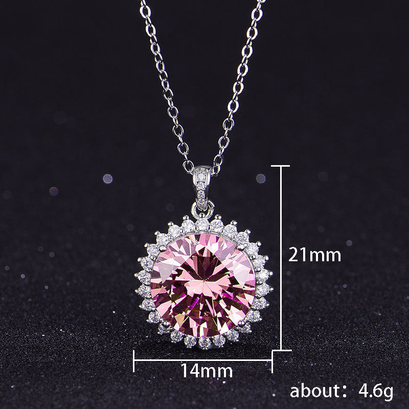 Elegant Gold Necklace for Every Occasion