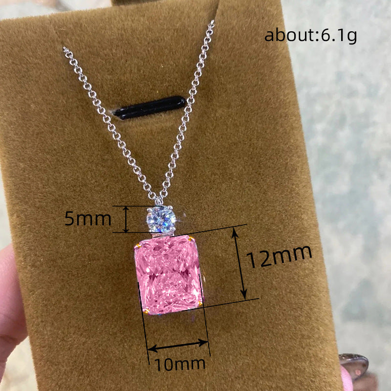Classic Necklace with Timeless Appeal