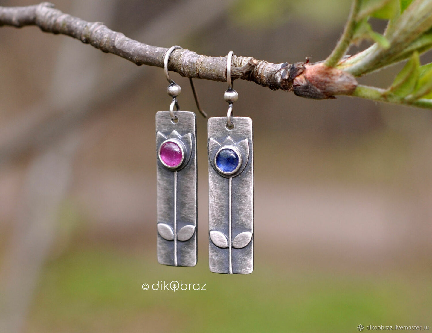Stunning Earring for Daily Wear