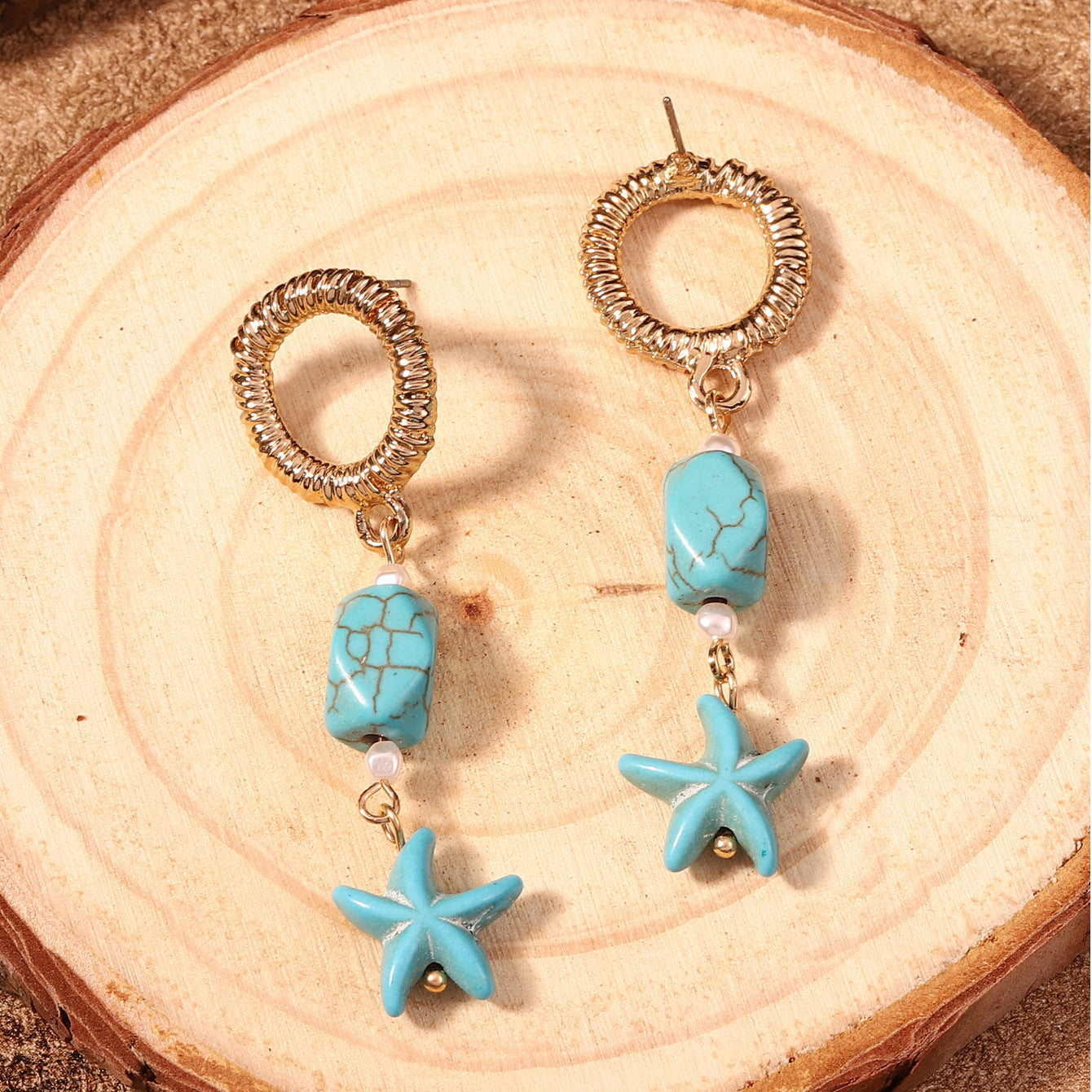 Charming Earring for Any Occasion