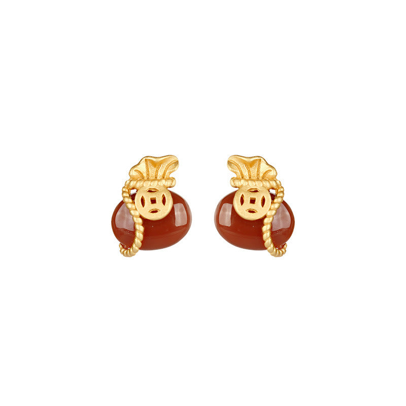 Romantic Gold Earring for Special Moments