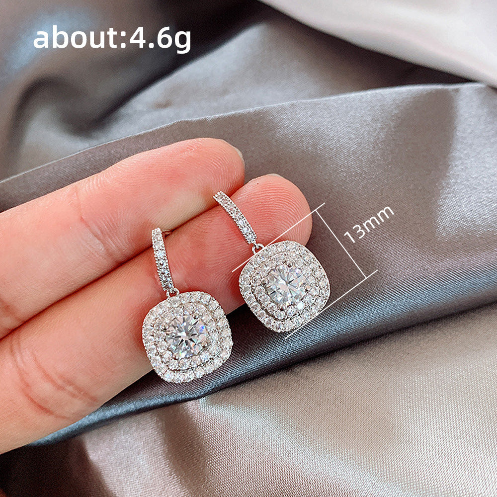 Classic Earring with Timeless Appeal