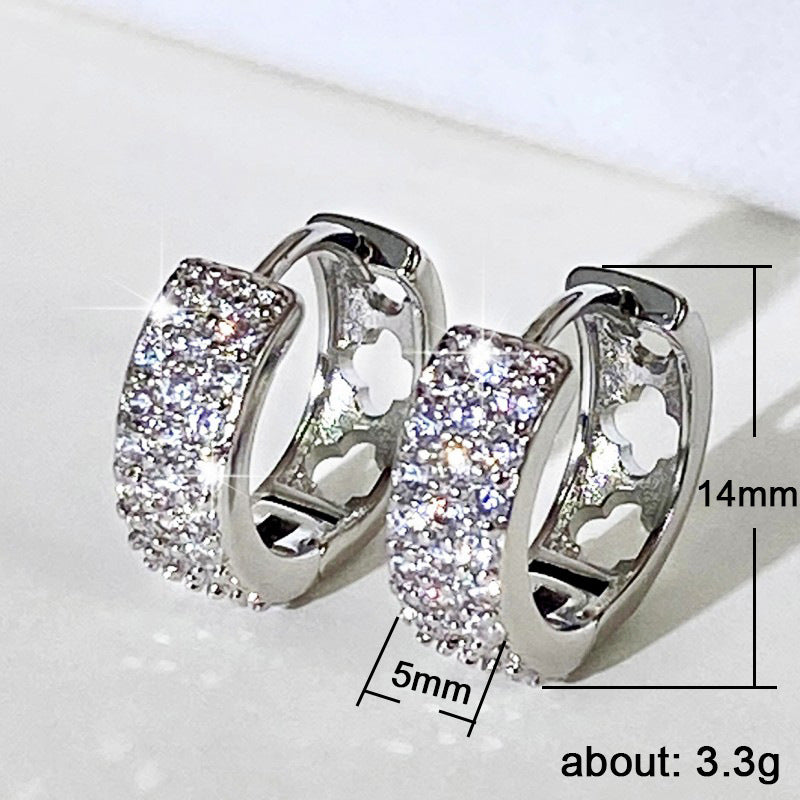 Charming Piece for Any Occasion