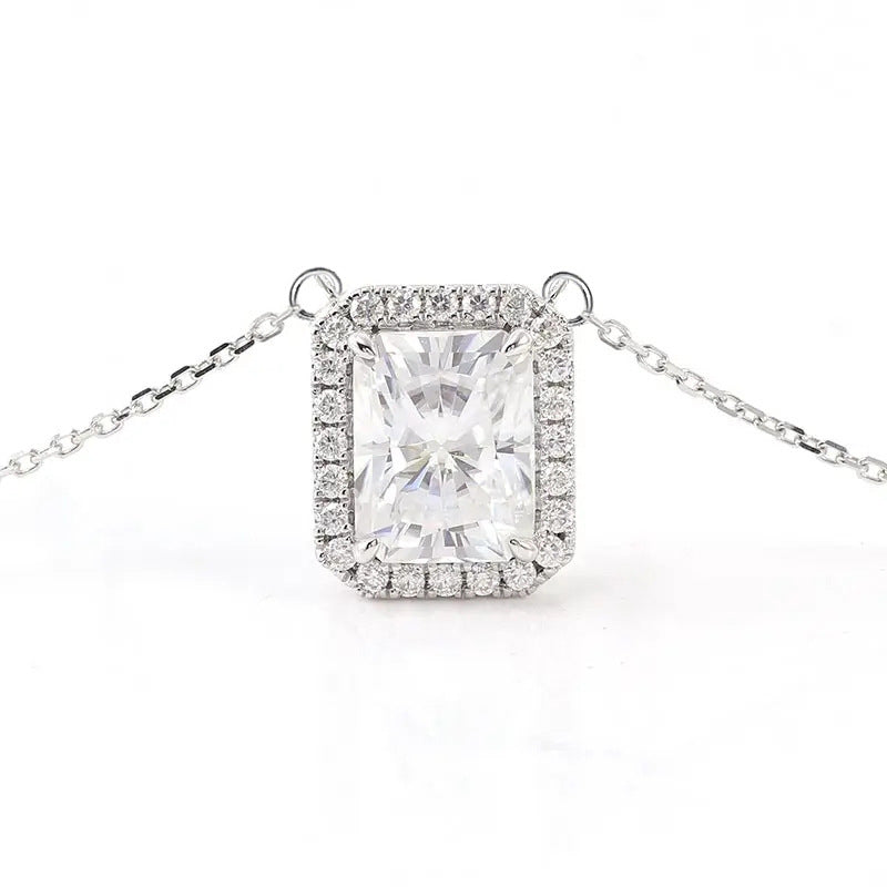 Romantic Necklace for Special Moments