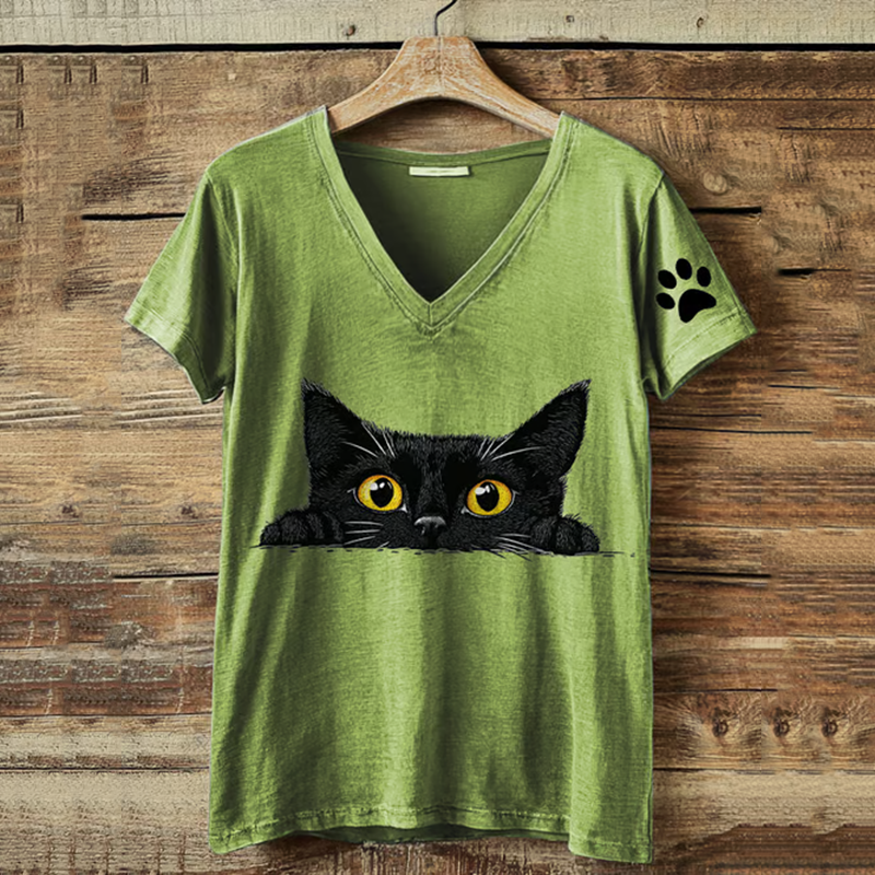 Timeless Vintage Style T-Shirt