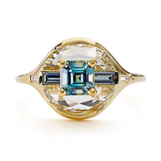 Romantic Gold Ring for Special Moments