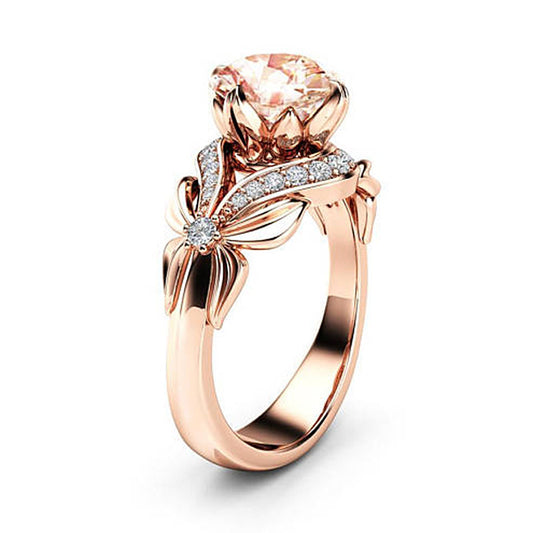 Classic Gold Ring with Timeless Appeal