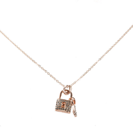 Classic Gold Necklace with Timeless Appeal