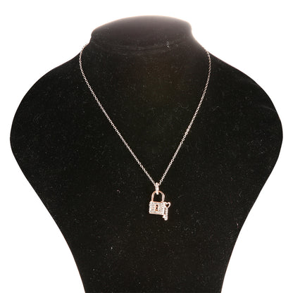 Classic Gold Necklace with Timeless Appeal