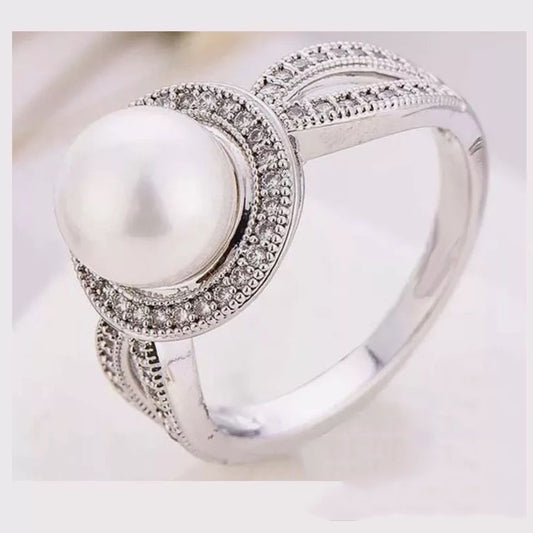 Elegant Pearl Ring for Every Occasion