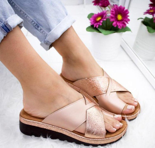KS | Stylish platform sandals with crossed straps