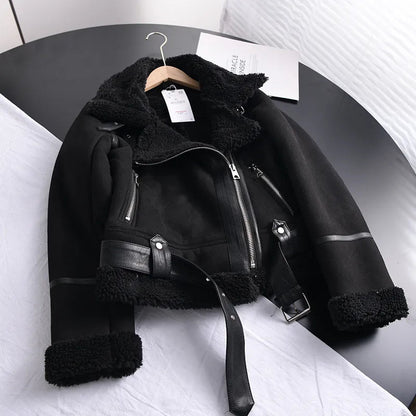 JO | Modern and versatile winter coat