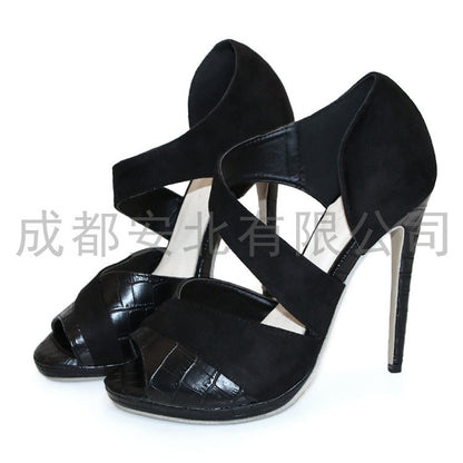 Chic Orthopedic Sandals with Unique Design