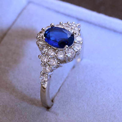 Romantic Gold Ring for Special Moments