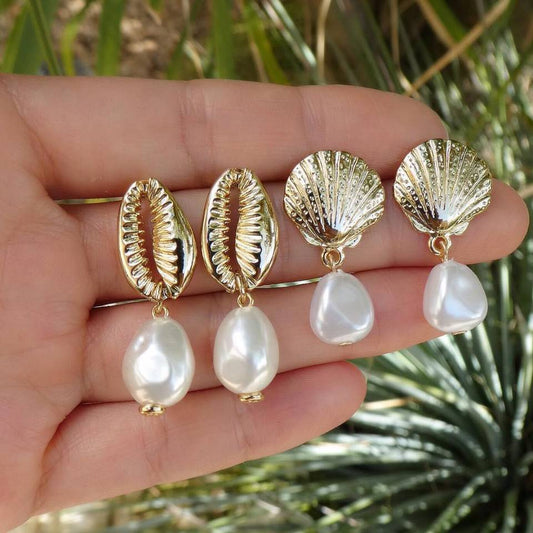Classic Gold Set with Timeless Appeal