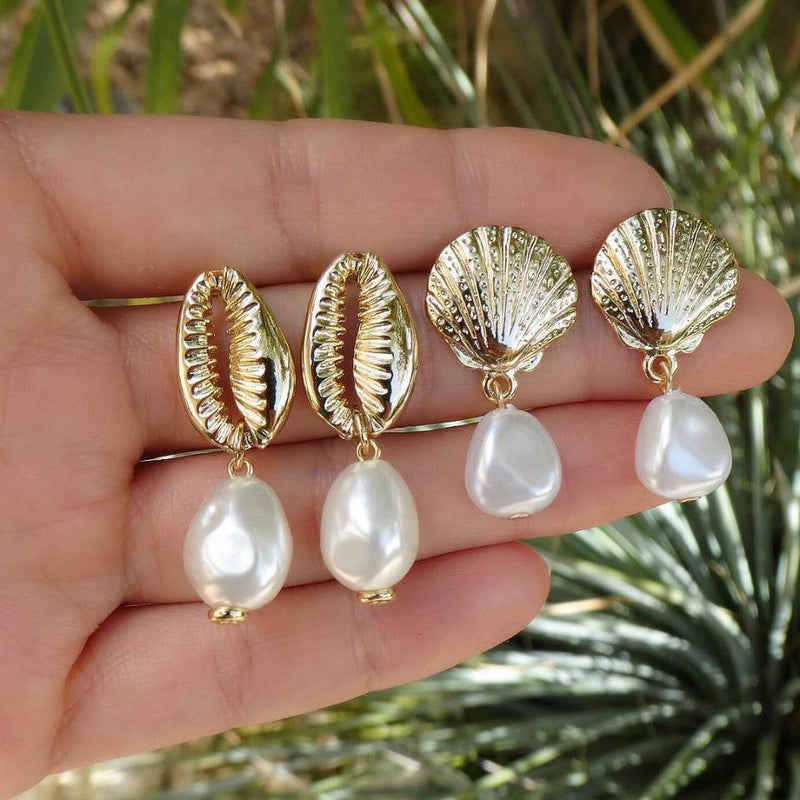 Classic Gold Set with Timeless Appeal