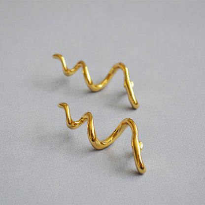 Vintage Handmade Gold Earring