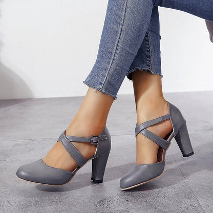 Graceful Orthopedic Sandals for Modern Look