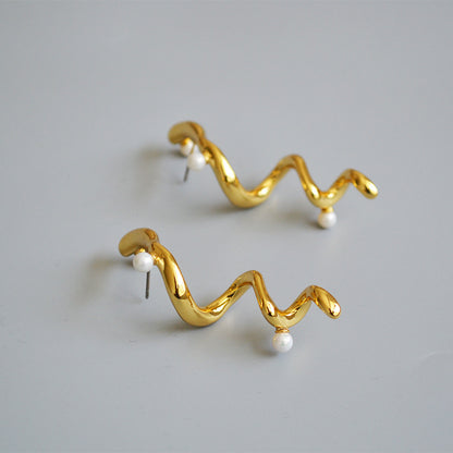 Delicate Artisan Pearl Earring