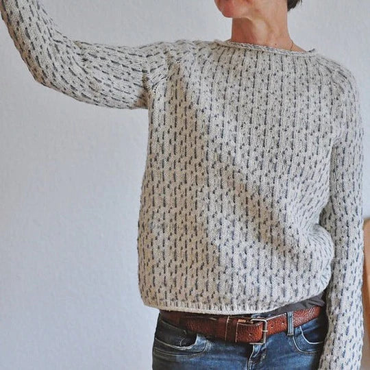 JO | Chic gray sweater with round neckline