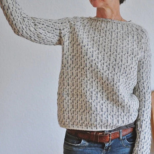 JO | Chic gray sweater with boat neckline