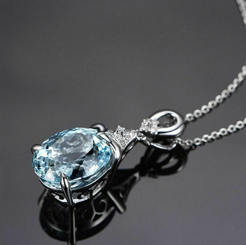 Stunning Pendant for Daily Wear