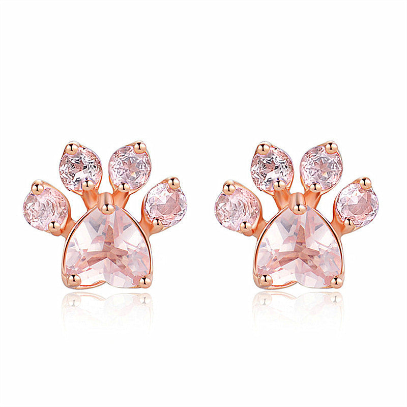Classic Gold Earring with Timeless Appeal