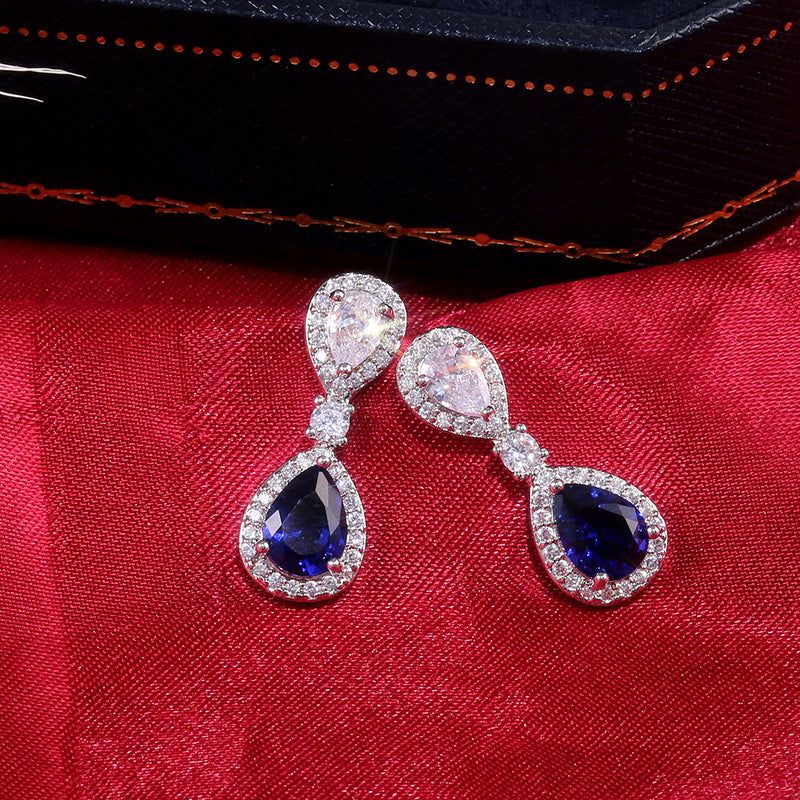 Charming Earring for Any Occasion