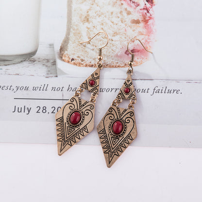 Classic Earring with Timeless Appeal