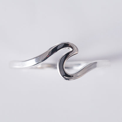 Elegant Silver Ring for Every Occasion