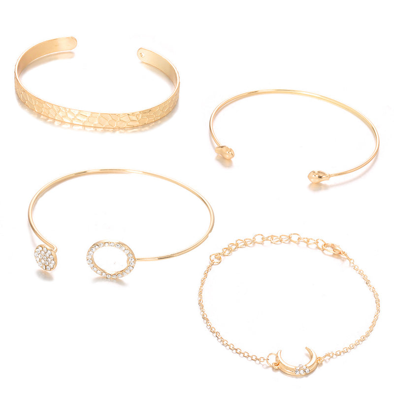 Beautiful Set with Unique Style