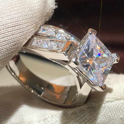 Beautiful Ring with Unique Style