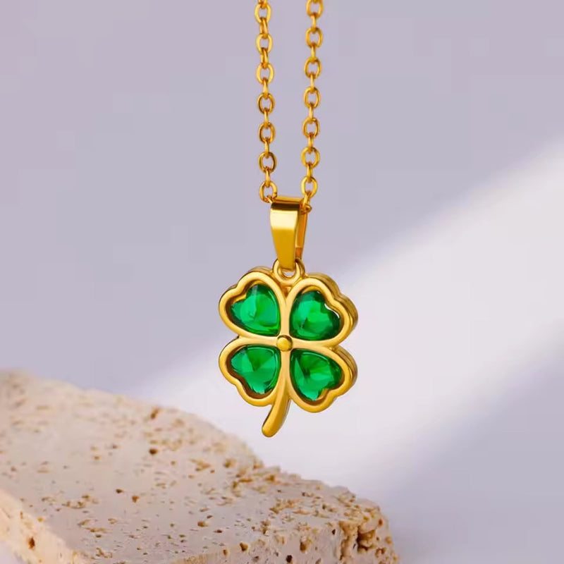 Stunning Gold Necklace for Daily Wear