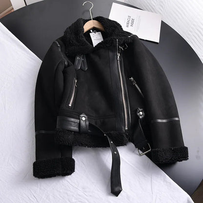 JO | Modern and versatile winter coat